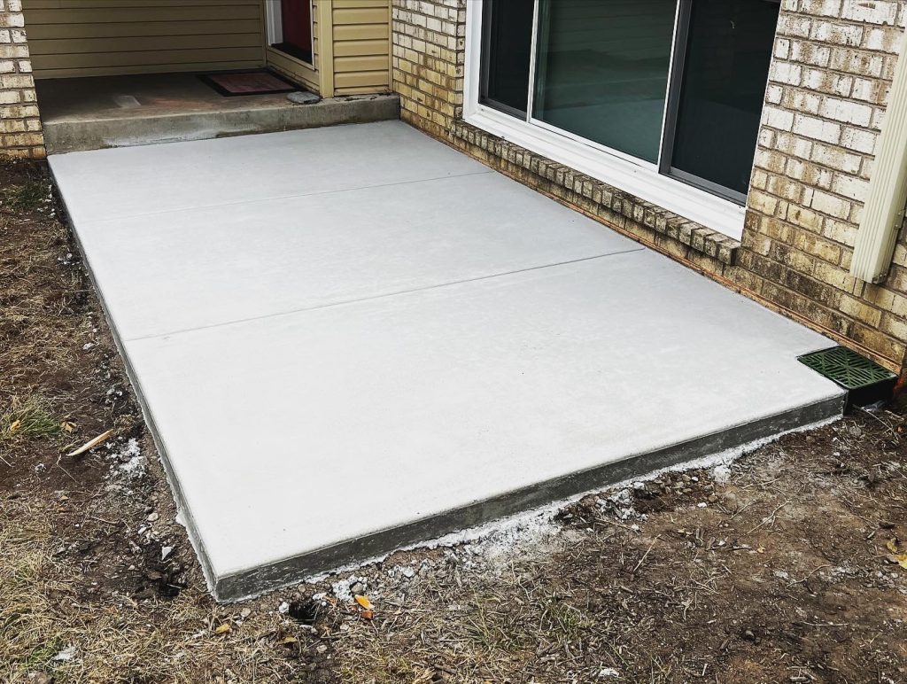 Traditional Concrete Patio